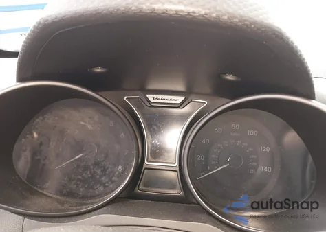 2013 Hyundai Veloster Turbo W/Black z USA, uszkodzony, nr VIN KMHTC6AE6DU179365